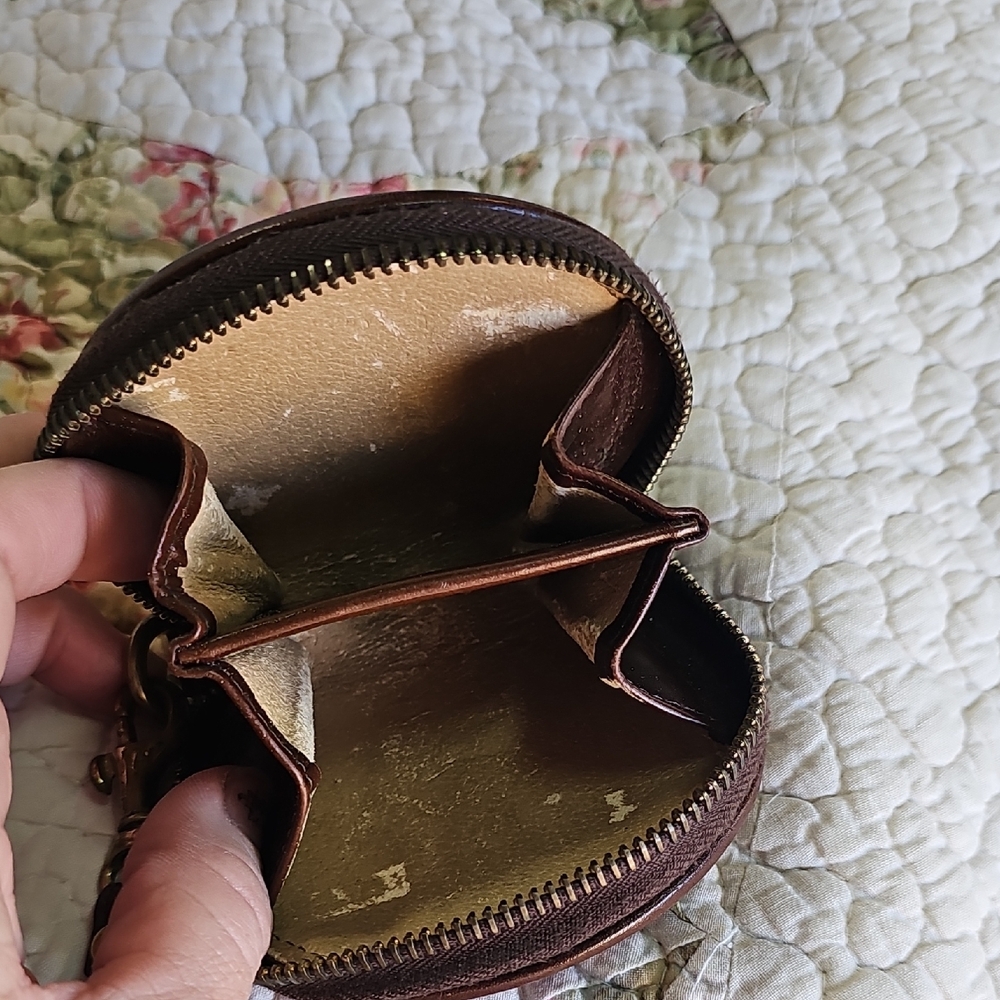 Vintage Dooney & Bourke AWL Taupe & Burnt Cedar Duck Coin Purse - Picture 8 of 16